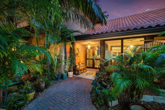 4 of 33 - 805 Pelican Lane, Lantana, FL