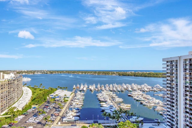 2 of 58 - 123 Lakeshore Dr #1942, North Palm Beach, FL