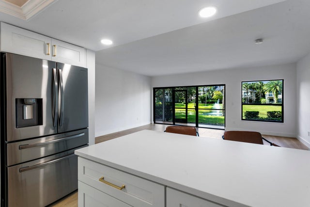 1 of 29 - 11863 Wimbledon Circle #450, Wellington, FL