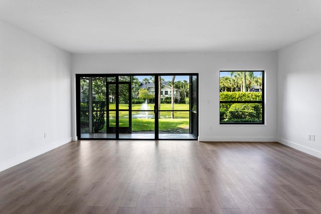 5 of 29 - 11863 Wimbledon Circle #450, Wellington, FL