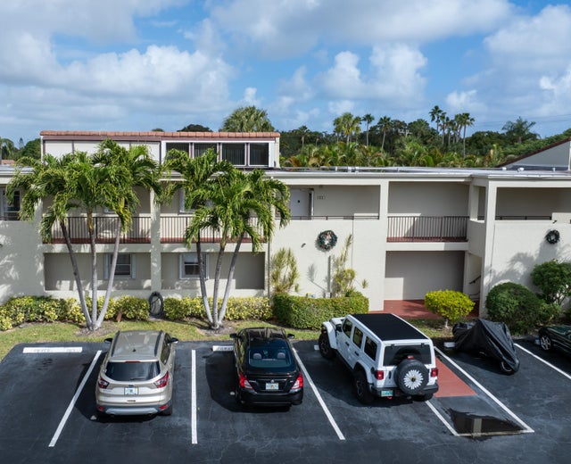 4 of 39 - 2528 Boundbrook Drive S #208, West Palm Beach, FL