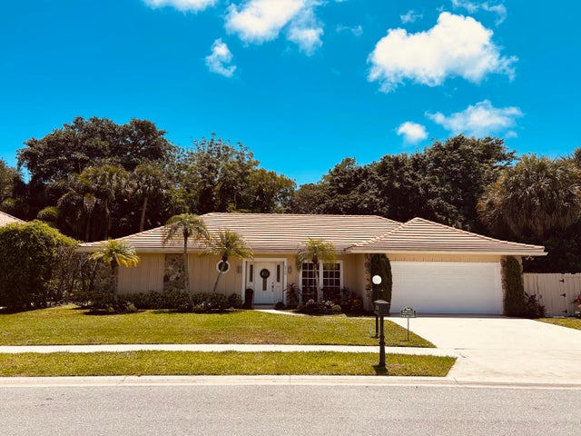 1 of 50 - 2758 Biarritz Drive, Palm Beach Gardens, FL