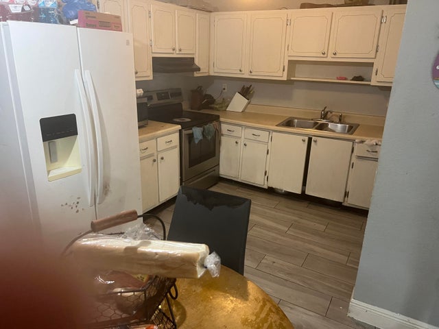 5 of 12 - 810 Lake Shore Dr #39, Lake Park, FL