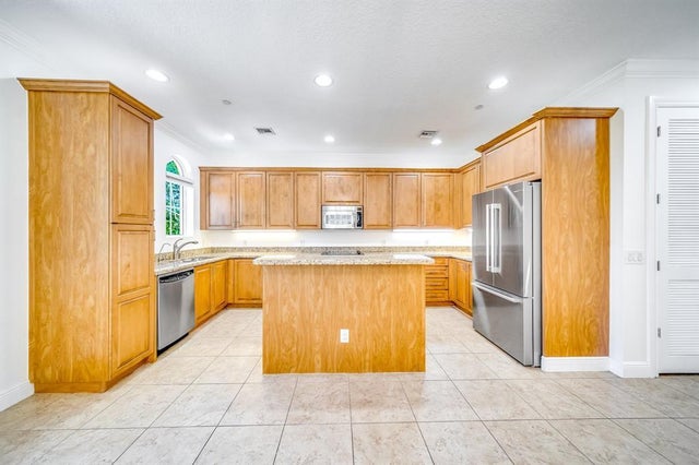 4 of 38 - 824 Virginia Garden Drive, Boynton Beach, FL