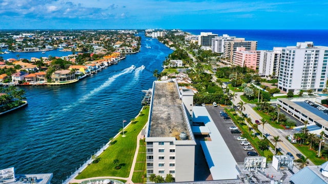 4 of 30 - 3100 S Ocean Boulevard #2140, Highland Beach, FL