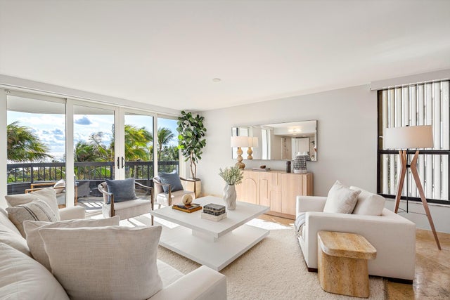 5 of 33 - 120 S Ocean Boulevard #4b, Delray Beach, FL