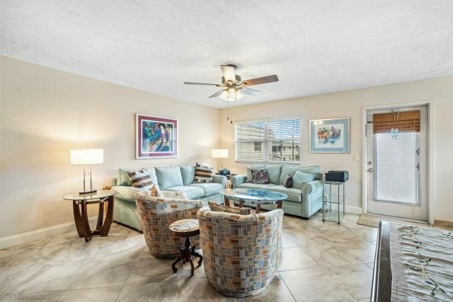 2 of 34 - 472 Monaco J, Delray Beach, FL