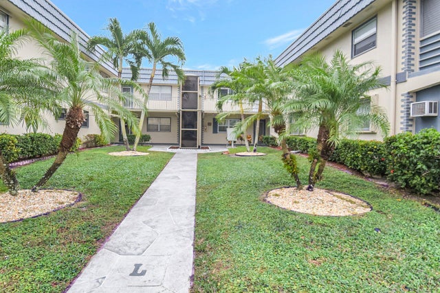 2 of 54 - 566 Brittany #l, Delray Beach, FL