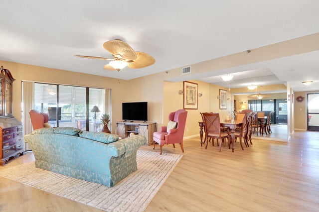 4 of 23 - 346 Oak Harbour Dr, Juno Beach, FL