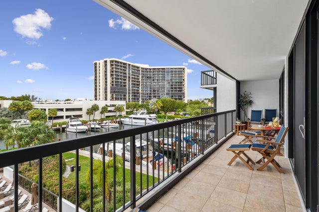 4 of 39 - 4748 S Ocean Boulevard #306, Highland Beach, FL