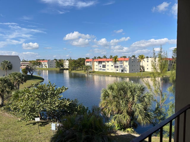 1 of 30 - 3001 E Sunrise Lakes Drive #308, Sunrise, FL