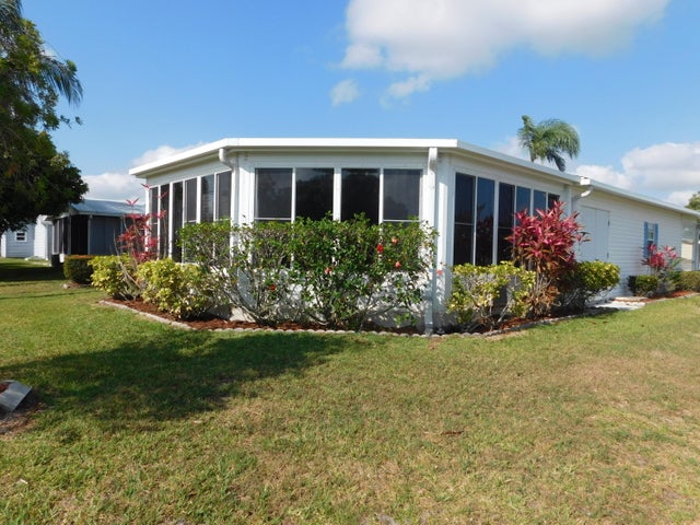 3 of 26 - 3375 Columbrina Circle, Port Saint Lucie, FL