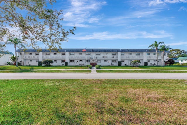 1 of 22 - 3154 Meridian Way S #2, Palm Beach Gardens, FL