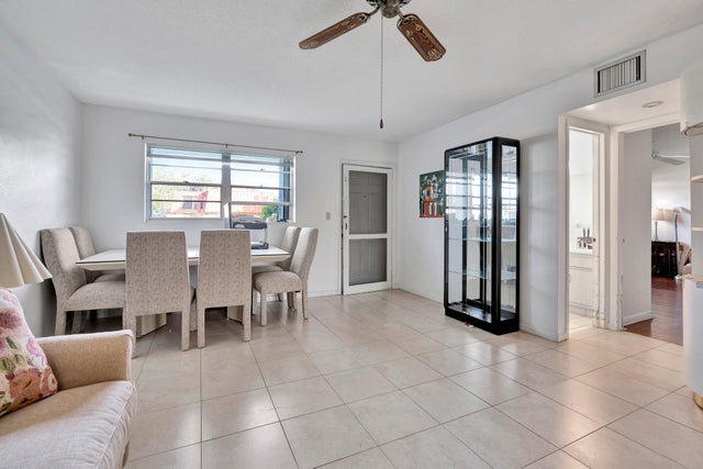 4 of 22 - 3154 Meridian Way S #2, Palm Beach Gardens, FL