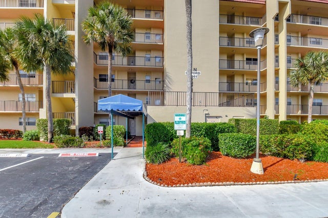 2 of 33 - 3661 Via Poinciana #510, Lake Worth, FL