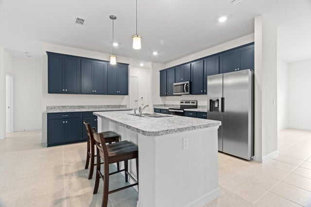 2 of 37 - 157 Spring Valley Avenue, Sebastian, FL