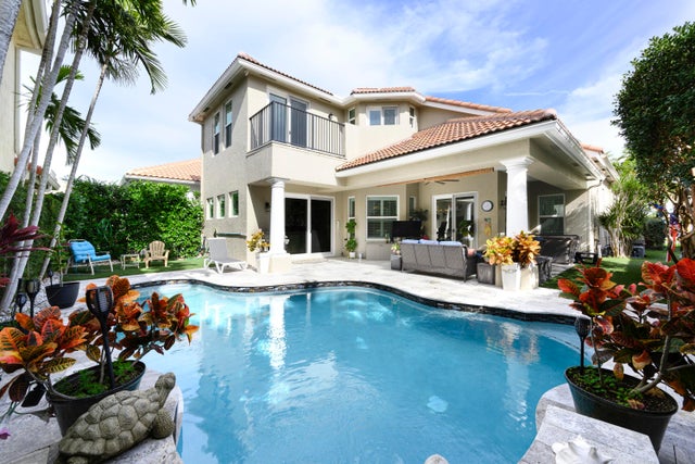 1 of 34 - 735 Sandy Point Lane, North Palm Beach, FL