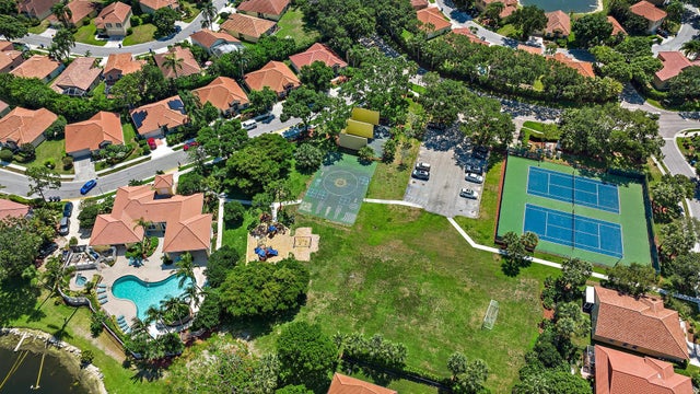 4 of 34 - 3120 Contego Lane, Riviera Beach, FL