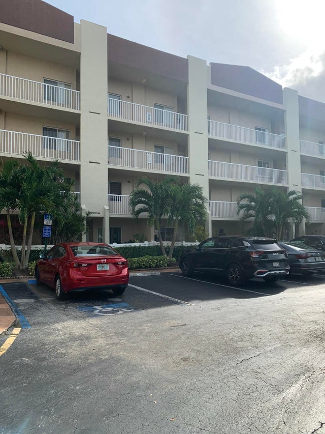 4 of 39 - 7678 Trent Drive #309, Tamarac, FL
