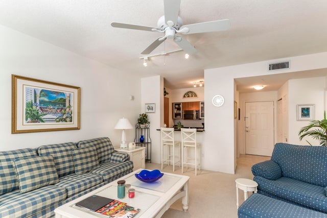 5 of 38 - 233 S Federal Hwy #302, Boca Raton, FL