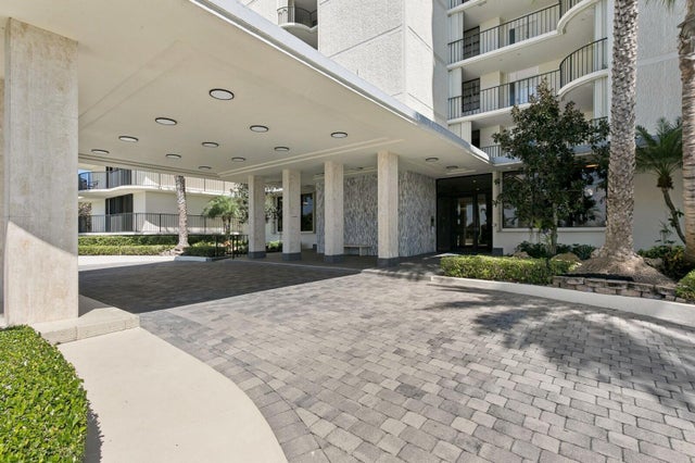 2 of 29 - 400 Beach Rd #903, Tequesta, FL