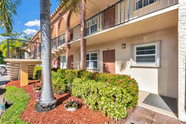 1 of 31 - 2600 S Kanner Highway #y5, Stuart, FL
