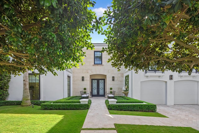 1 of 60 - 180 Sunset Av, Palm Beach, FL