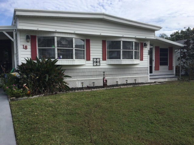 2 of 22 - 18 Madrid Lane, Port Saint Lucie, FL