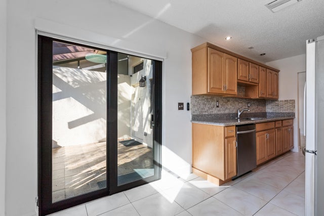 4 of 29 - 5110 Nesting Way #b, Delray Beach, FL
