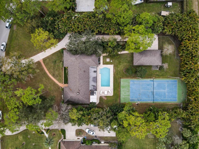2 of 37 - 10466 Trailwood Circle, Jupiter, FL