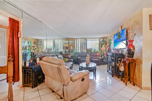 2 of 11 - 210 174 St #m18, Sunny Isles Beach, FL