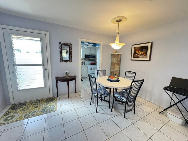 4 of 20 - 2822 Crosley Drive W #e, West Palm Beach, FL