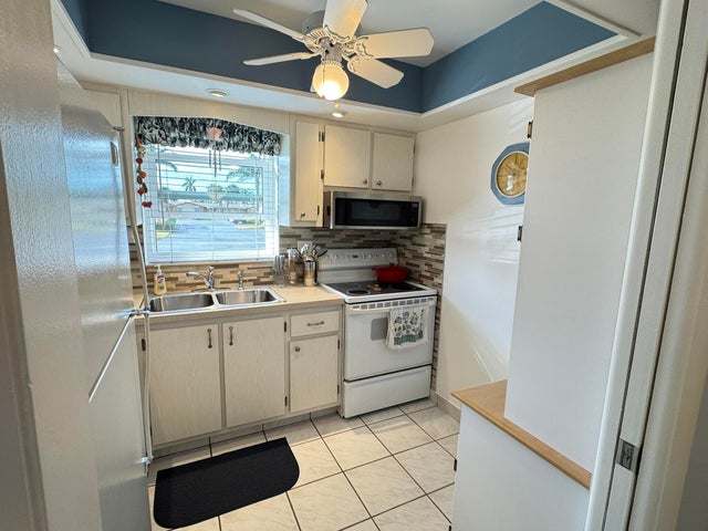 5 of 20 - 2822 Crosley Drive W #e, West Palm Beach, FL