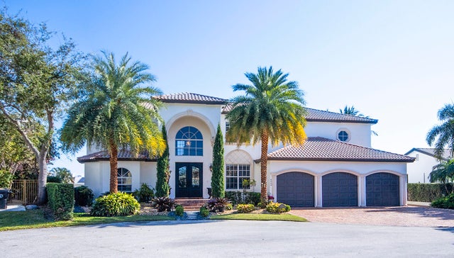 1 of 37 - 4040 Ne 25th Av, Lighthouse Point, FL