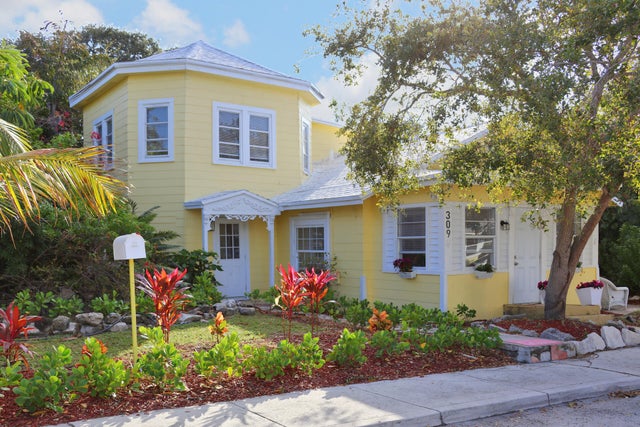 1 of 36 - 309 4th Avenue S, Lake Worth Beach, FL