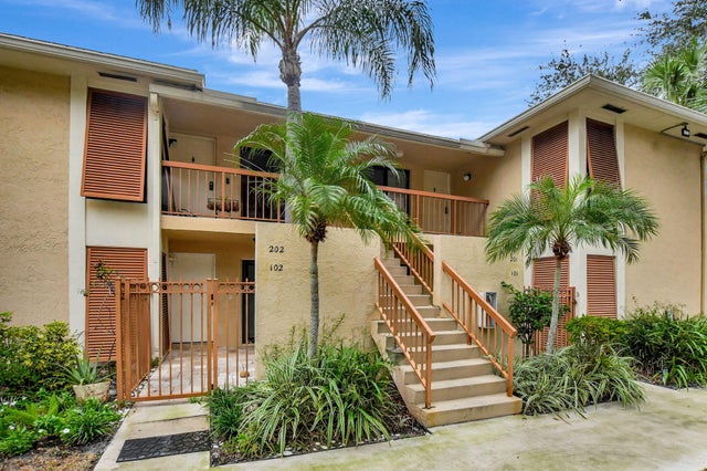 2 of 33 - 3939 Ne 5th Avenue #d201, Boca Raton, FL