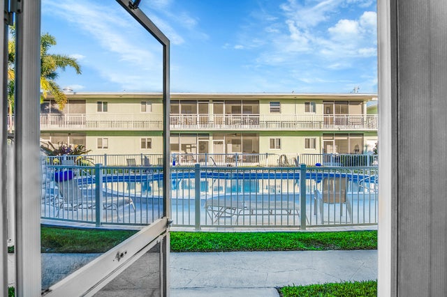 5 of 32 - 2100 Ne 38th Street #135, Lighthouse Point, FL