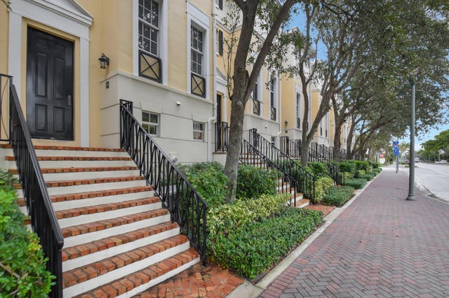 2 of 50 - 75 Ne 5th Avenue #d, Delray Beach, FL