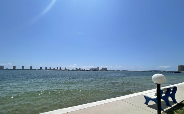 4 of 56 - 401 Lake Shore Drive #301, Lake Park, FL