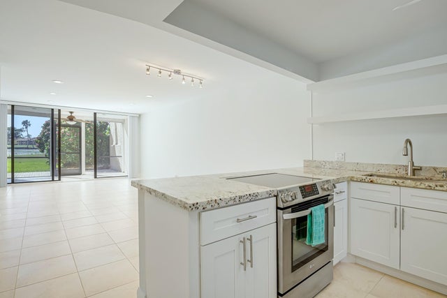 3 of 30 - 4489 Luxemburg Court #apt. 108, Lake Worth, FL
