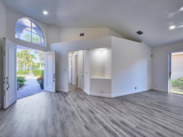 4 of 71 - 10854 Fairmont Village Drive, Lake Worth, FL