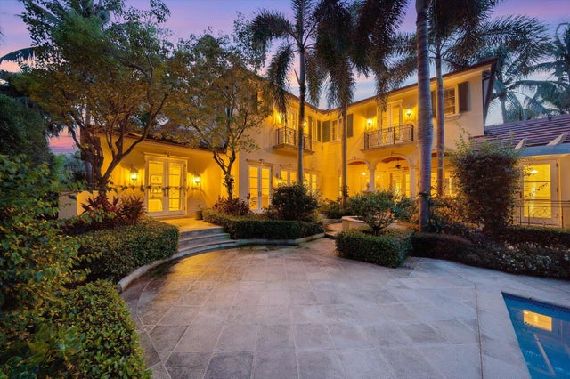 5 of 27 - 223 Coral Lane, Palm Beach, FL