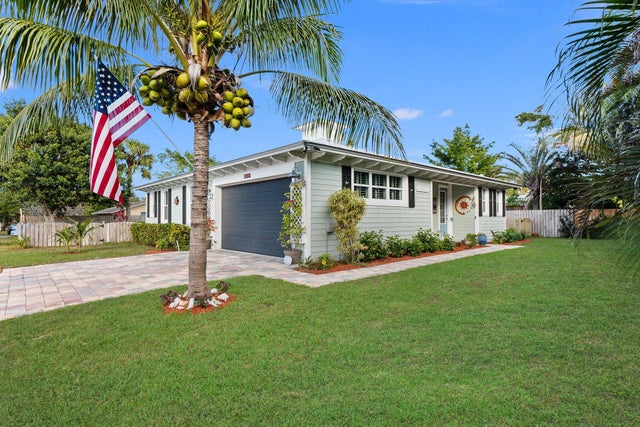 3 of 41 - 1305 Se Sea Oat Lane, Stuart, FL