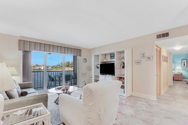 2 of 29 - 4436 Ne Ocean Boulevard #100-f2, Jensen Beach, FL