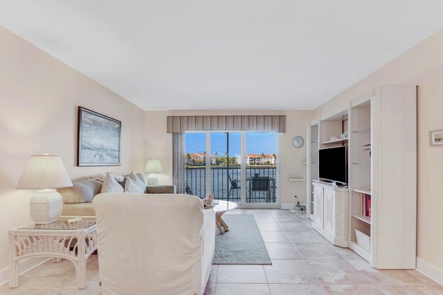 3 of 29 - 4436 Ne Ocean Boulevard #100-f2, Jensen Beach, FL
