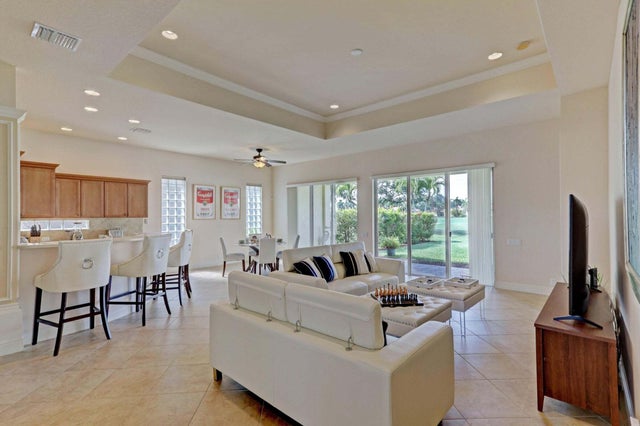 5 of 38 - 10655 La Strada, West Palm Beach, FL