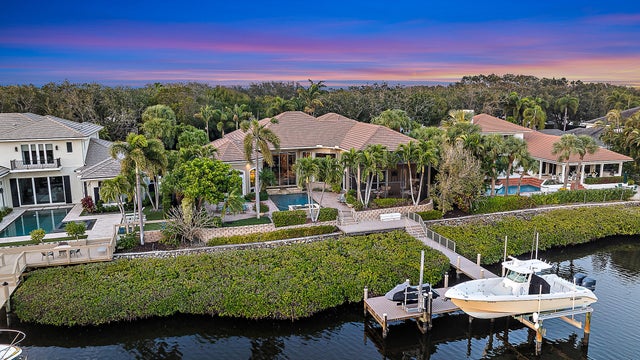 3 of 49 - 139 Commodore Dr, Jupiter, FL