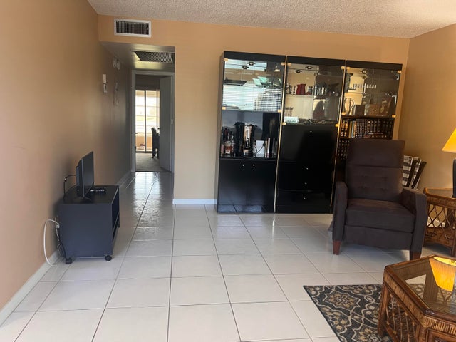 3 of 16 - 1026 Yarmouth B, Boca Raton, FL
