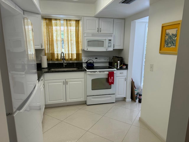 4 of 24 - 18081 Se Country Club Dr #7-69, Jupiter, FL