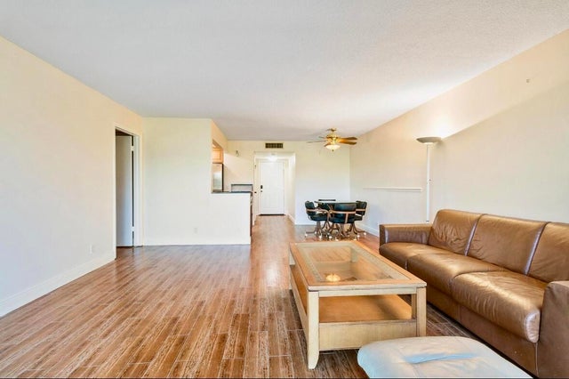 4 of 38 - 69 Capri B, Delray Beach, FL